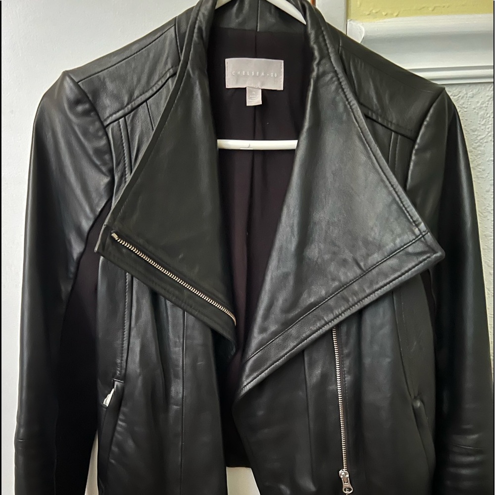 Chelsea28 black leather moto jacket